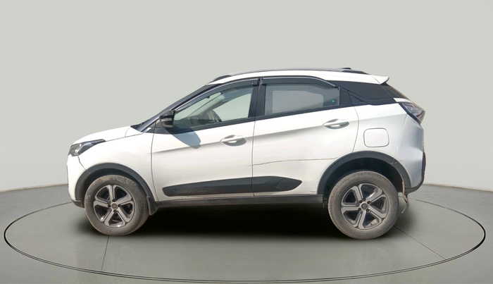 2022 Tata NEXON XZ PETROL, Petrol, Manual, 35,125 km, exterior
