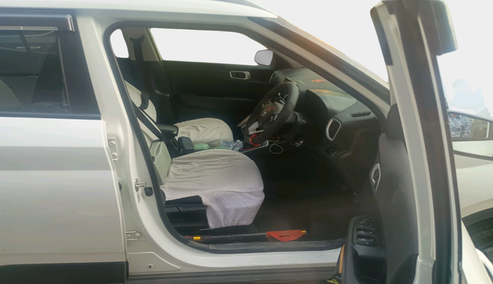 2021 Hyundai VENUE SX 1.5 CRDI, Diesel, Manual, 65,866 km, interior