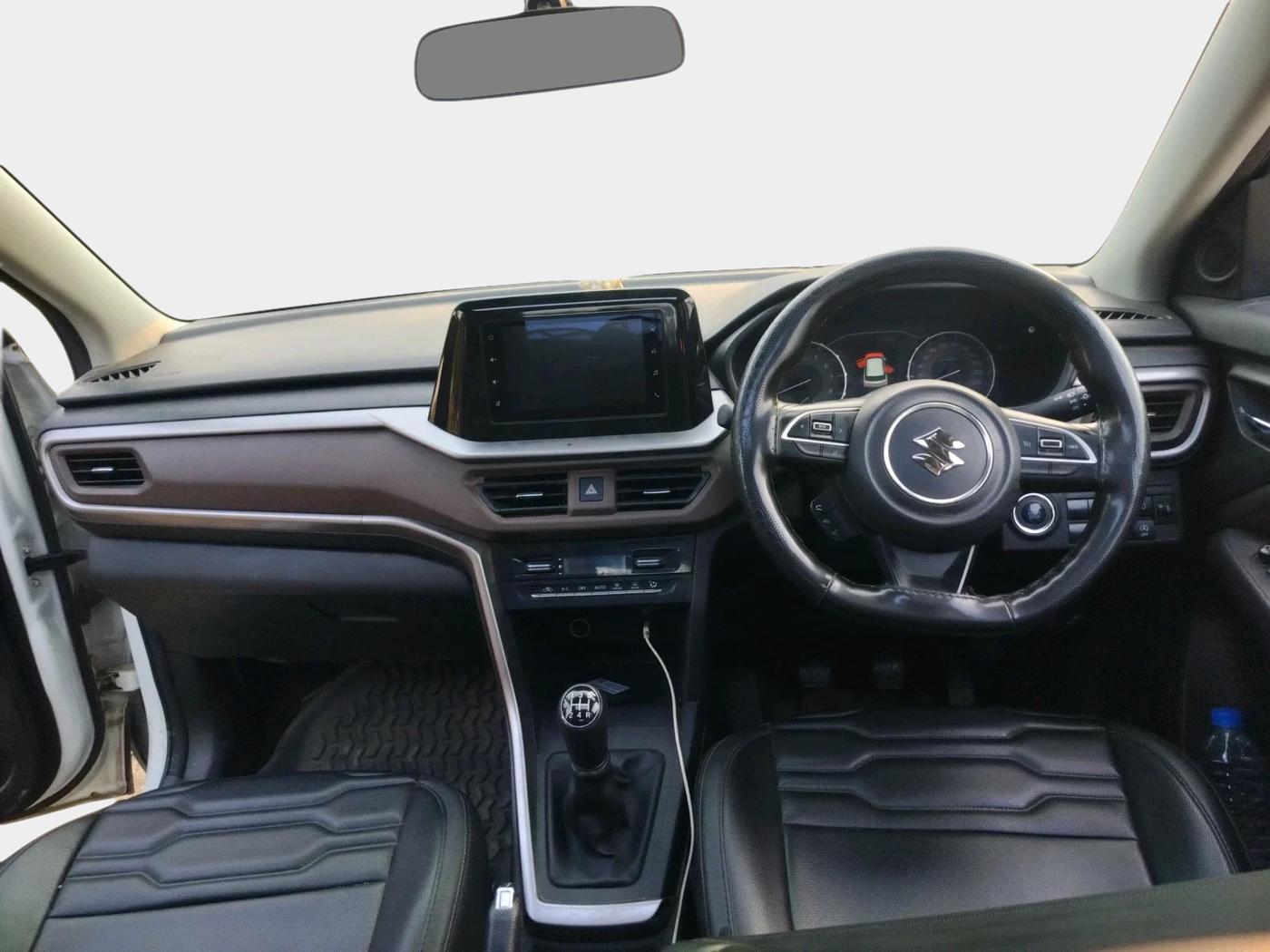 2022 Maruti BREZZA ZXI SMART HYBRID , Petrol, Manual, 23,870 km, interior