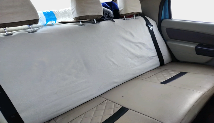 2014 Mahindra Verito Vibe CS 1.5 D6, Diesel, Manual, 1,11,731 km, interior