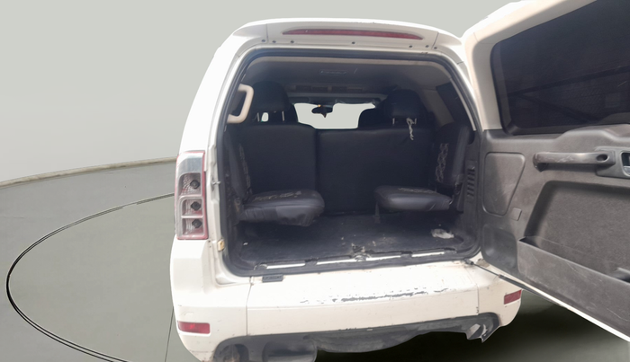 2017 Tata Safari Storme 2.2 EX 4X2, Diesel, Manual, 1,27,060 km, exterior