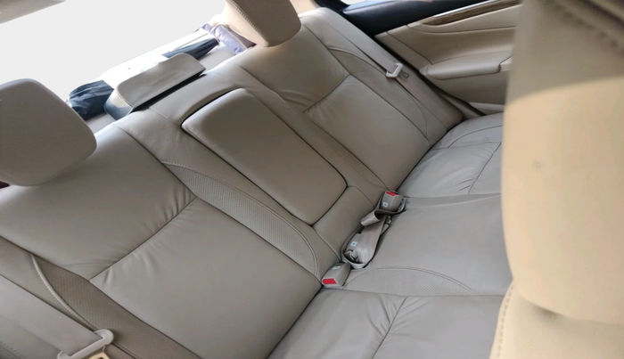 2021 Maruti Ciaz ALPHA  AT 1.5 SHVS PETROL, Petrol, Automatic, 24,717 km, interior