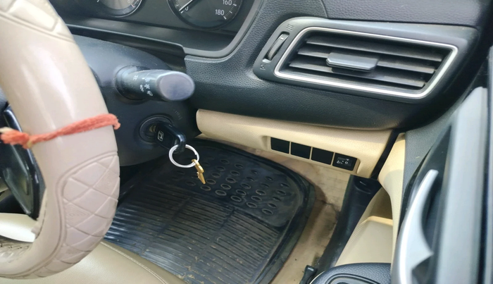 2019 Honda Amaze 1.2L I-VTEC S, Petrol, Manual, 51,215 km, interior