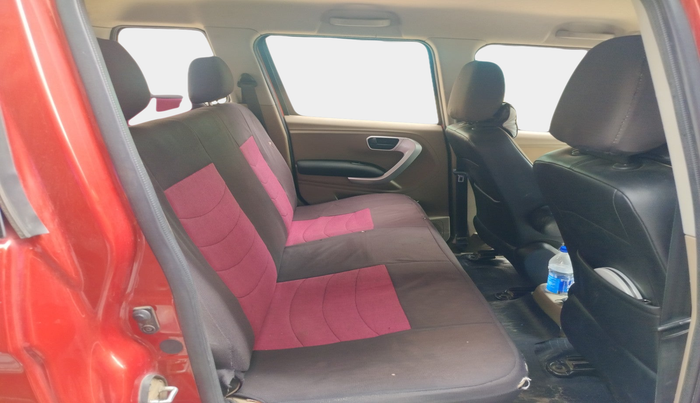 2019 Mahindra TUV300 T10 DUAL TONE, Diesel, Manual, 1,85,988 km, interior