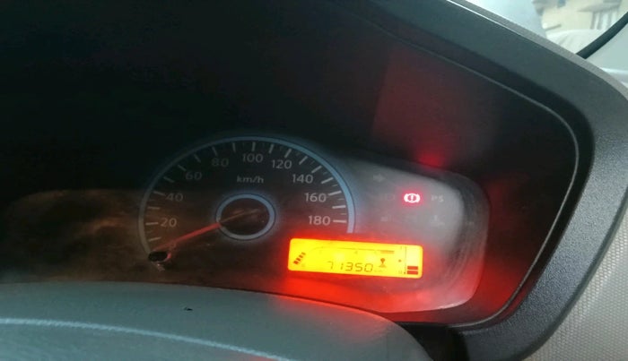 2017 Datsun Redi Go T (O), Petrol, Manual, 71,350 km, interior