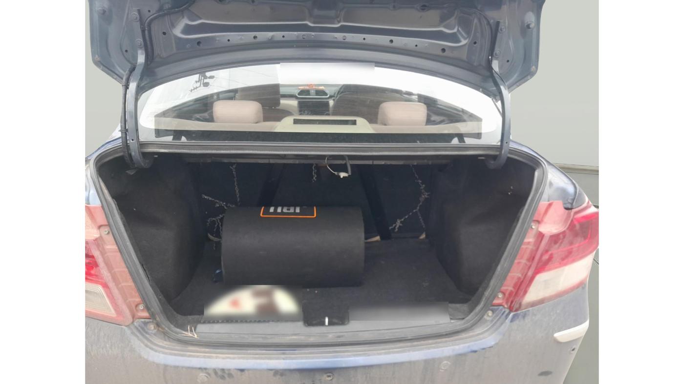 2017 Maruti Dzire ZDI, Diesel, Manual, 1,29,006 km, exterior