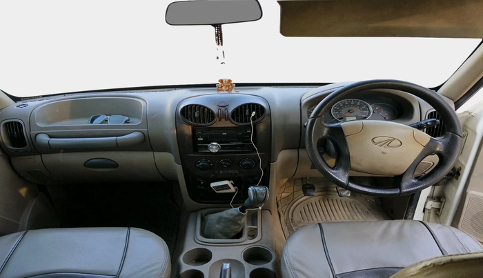 2012 Mahindra Scorpio SLE, Diesel, Manual, 1,53,833 km, interior