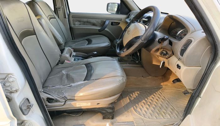 2012 Mahindra Scorpio SLE, Diesel, Manual, 1,53,833 km, interior