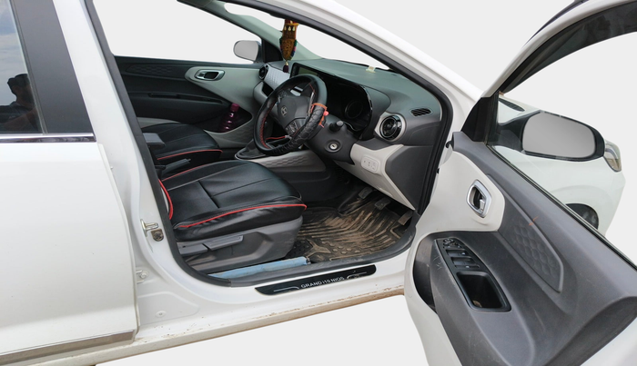 2024 Hyundai Grand i10 Sportz 1.2 Hy-CNG Duo, Petrol, Manual, 16,257 km, interior