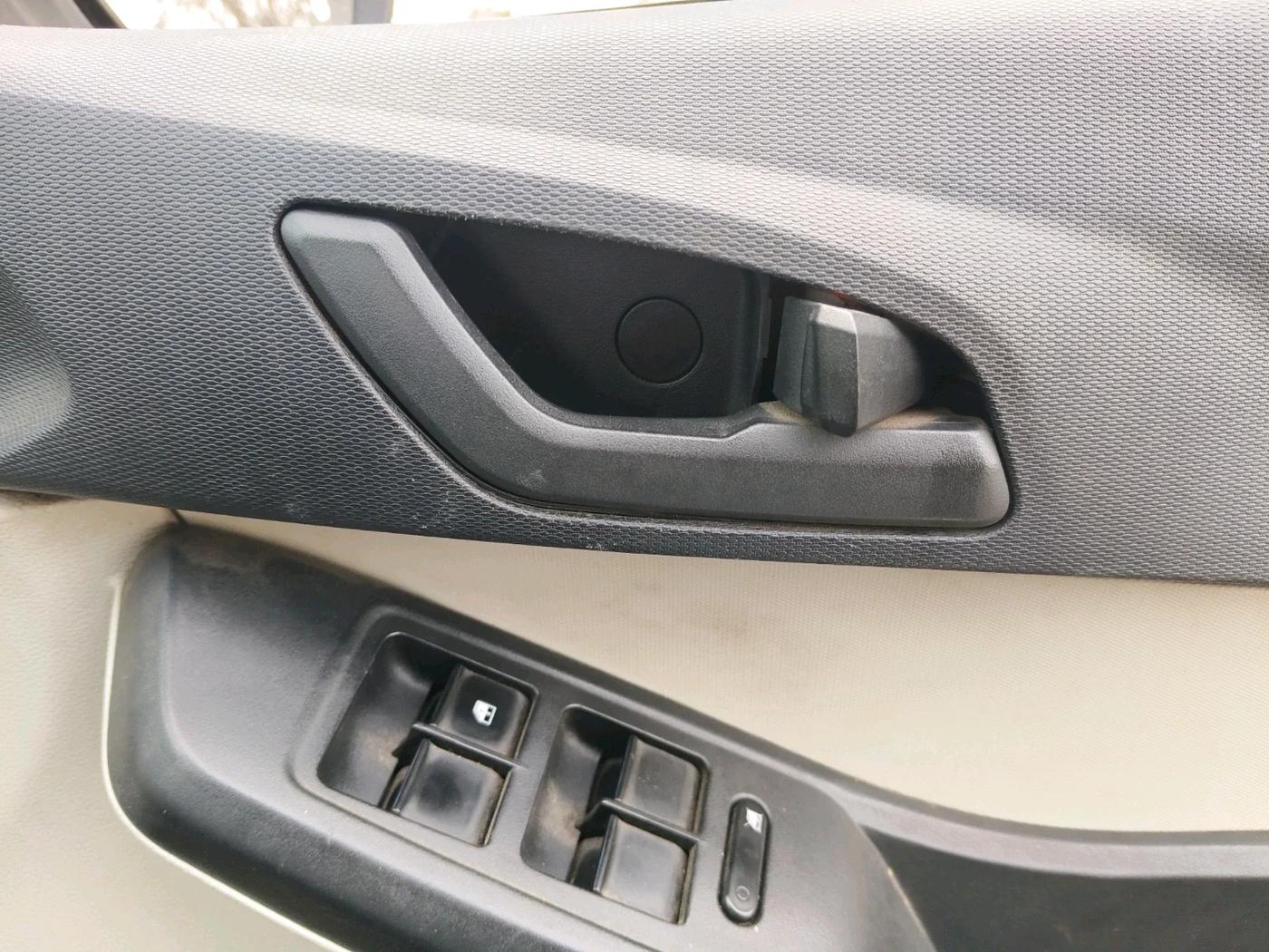 2022 Tata TIGOR XZ PETROL, CNG, Manual, 93,269 km, interior
