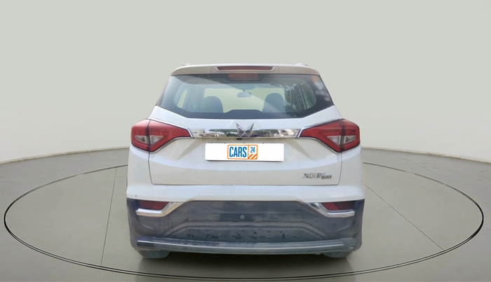 2023 Mahindra XUV300 W4 1.5 DIESEL, Diesel, Manual, 1,52,000 km, exterior