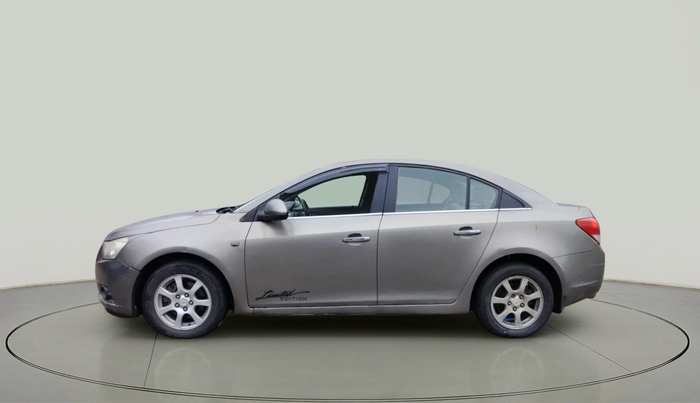 2012 Chevrolet Cruze LTZ, Diesel, Manual, 87,522 km, exterior