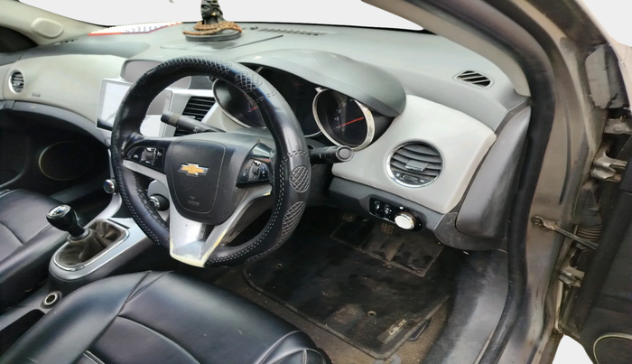 2012 Chevrolet Cruze LTZ, Diesel, Manual, 87,522 km, interior