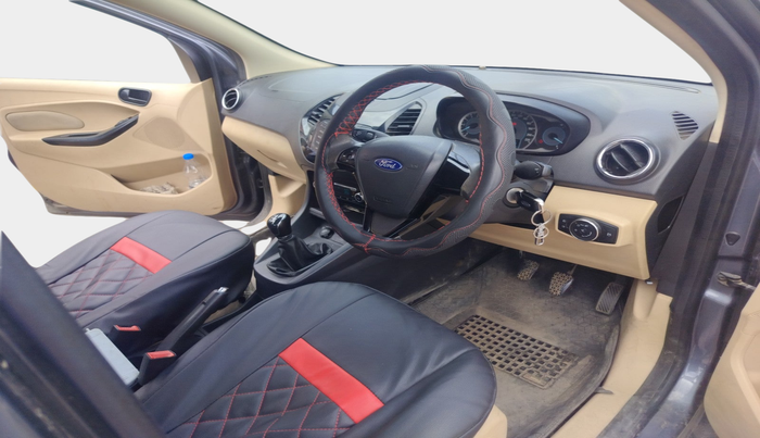 2017 Ford Figo Aspire TITANIUM1.5 DIESEL, Diesel, Manual, 1,23,939 km, interior