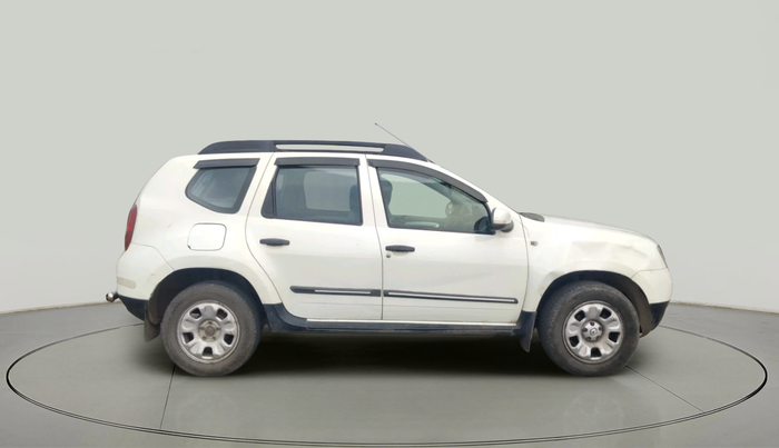 2013 Renault Duster 85 PS RXL DIESEL, Diesel, Manual, 1,36,650 km, exterior