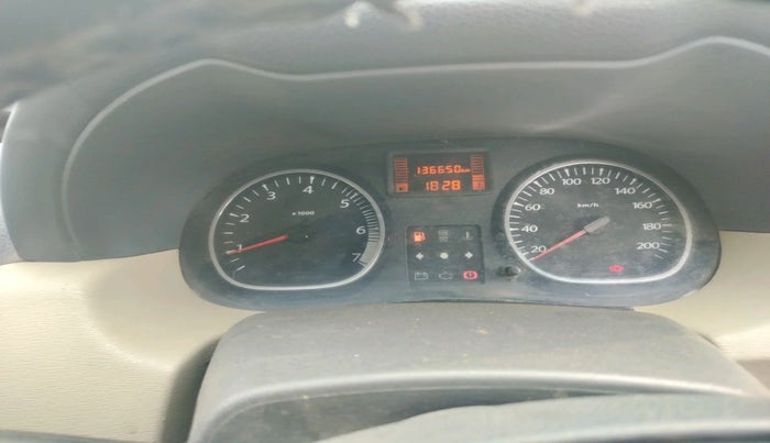 2013 Renault Duster 85 PS RXL DIESEL, Diesel, Manual, 1,36,650 km, interior