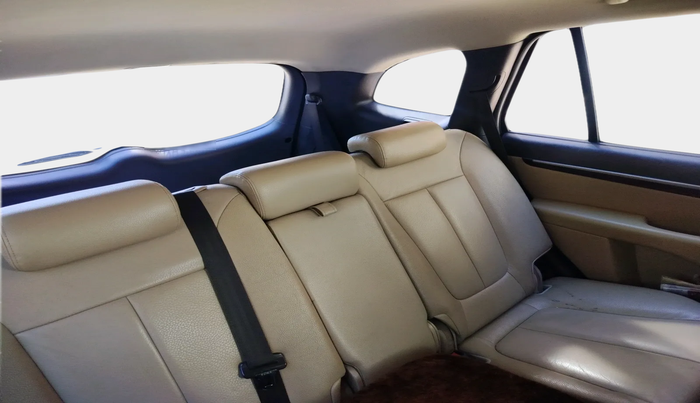 2013 Hyundai Santa Fe 2 WD, Diesel, Manual, 1,09,286 km, interior