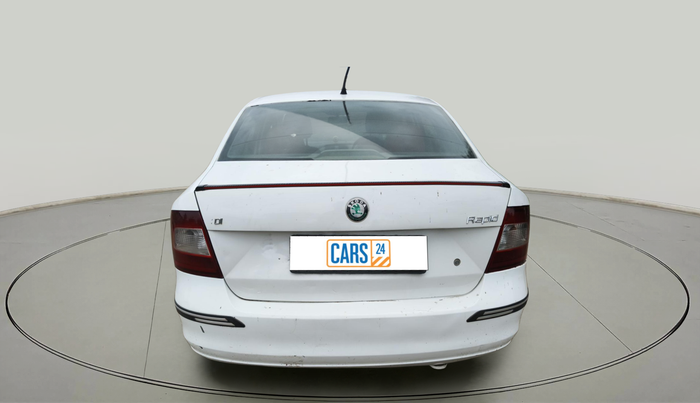 2012 Skoda Rapid AMBITION 1.6 TDI CR MT, Diesel, Manual, 81,787 km, exterior