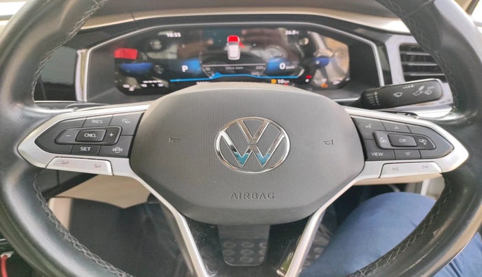 2022 Volkswagen VIRTUS TOPLINE TSI 1.0 AT, Petrol, Automatic, 39,084 km, interior