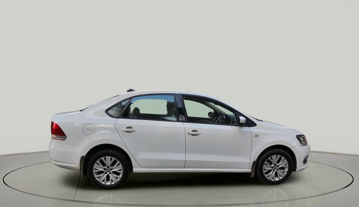 2014 Volkswagen Vento HIGHLINE 1.5 AT, Diesel, Automatic, 2,49,444 km, exterior