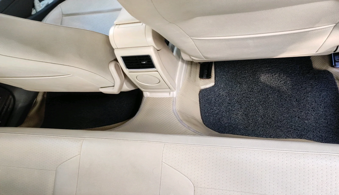 2014 Volkswagen Vento HIGHLINE 1.5 AT, Diesel, Automatic, 2,49,444 km, interior