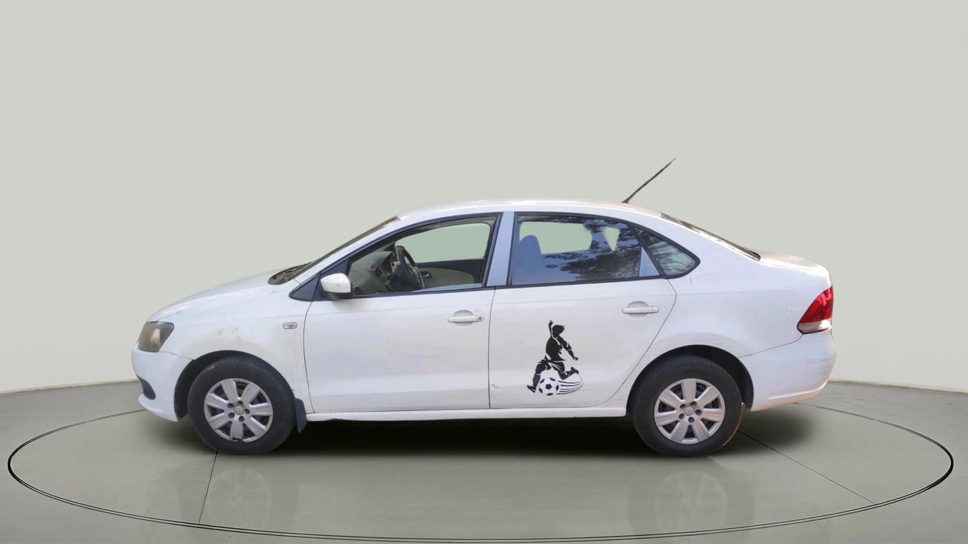 2011 Volkswagen Vento TRENDLINE DIESEL 1.6, Diesel, Manual, 1,26,781 km, exterior