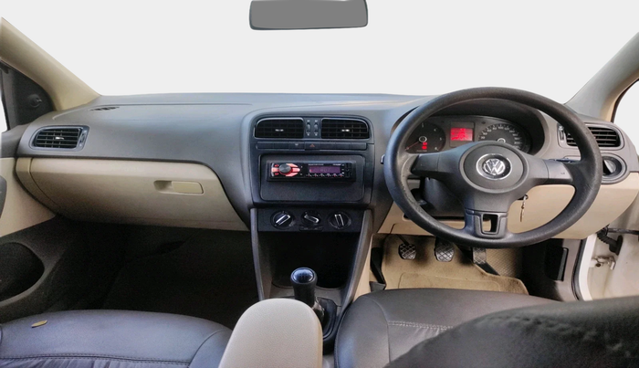 2011 Volkswagen Vento TRENDLINE DIESEL 1.6, Diesel, Manual, 1,26,781 km, interior