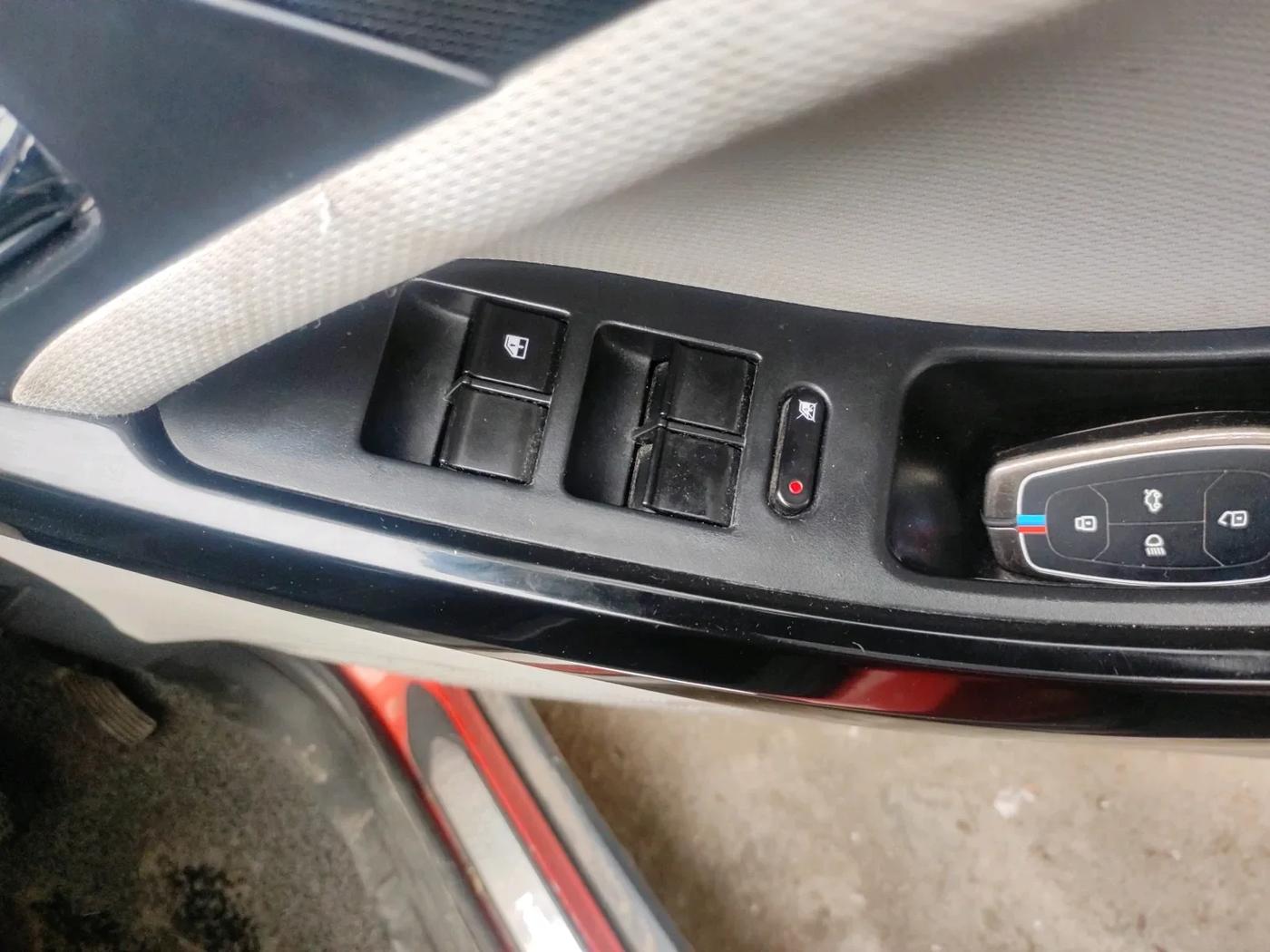 2020 Tata NEXON XZ PLUS (O) DIESEL DUAL TONE, Diesel, Manual, 46,542 km, interior