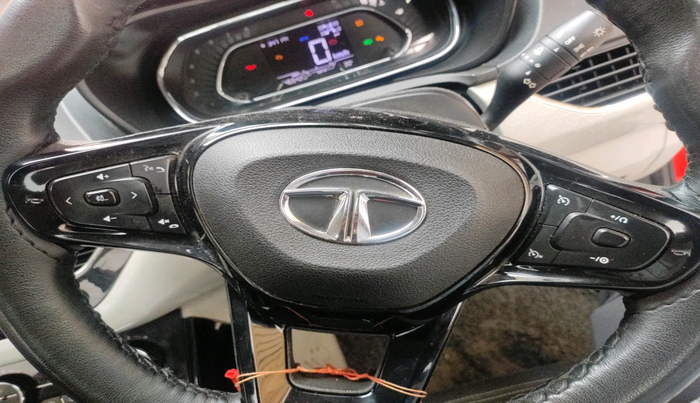 2020 Tata NEXON XZ PLUS (O) DIESEL DUAL TONE, Diesel, Manual, 46,542 km, interior