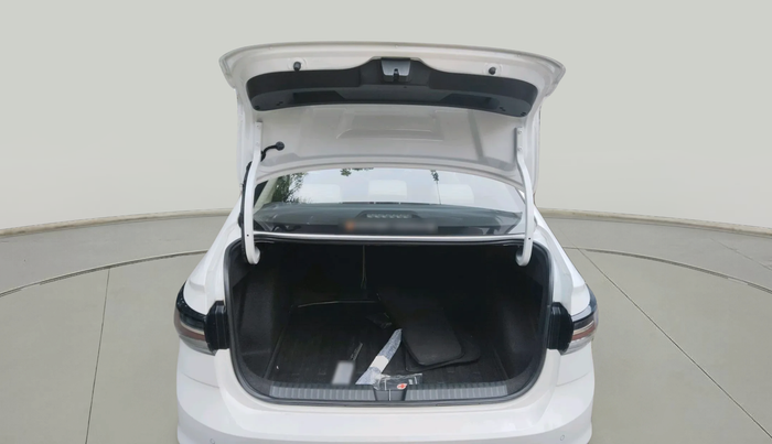 2023 Volkswagen VIRTUS HIGHLINE TSI 1.0 AT, Petrol, Automatic, 24,123 km, exterior