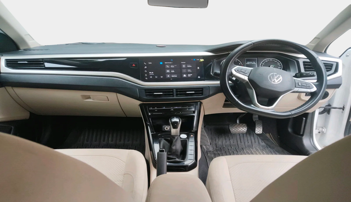 2023 Volkswagen VIRTUS HIGHLINE TSI 1.0 AT, Petrol, Automatic, 24,123 km, interior