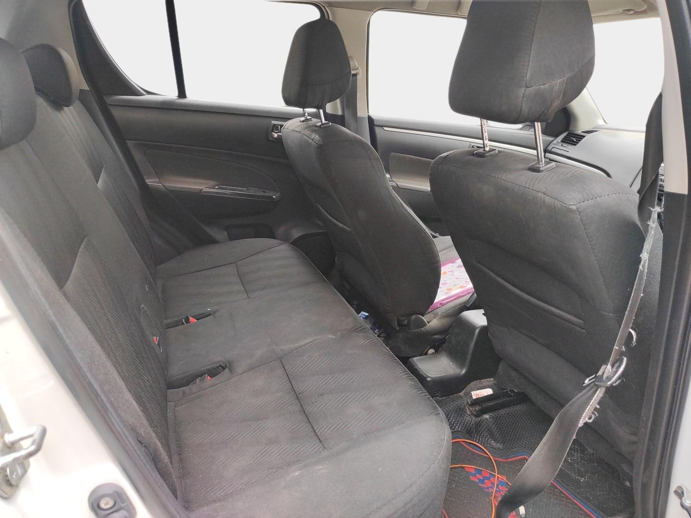 2014 Maruti Swift VDI, Diesel, Manual, 3,61,660 km, interior
