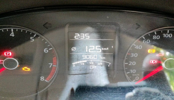 2015 Volkswagen Vento HIGHLINE 1.6 MPI, Petrol, Manual, 90,601 km, interior