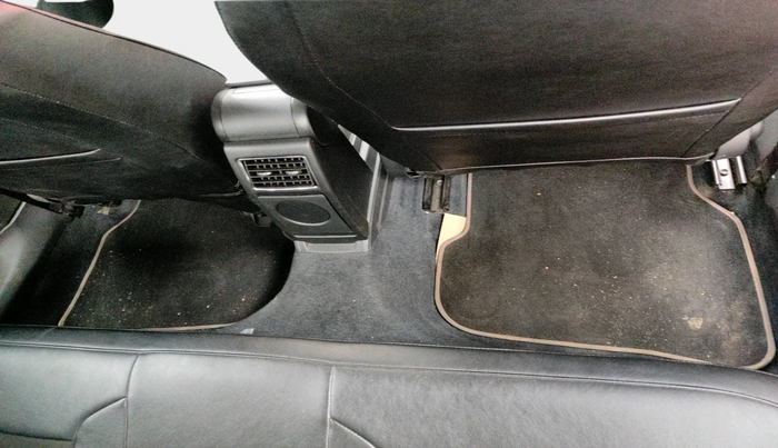 2018 Skoda Rapid STYLE 1.6 MPI, Petrol, Manual, 40,244 km, interior