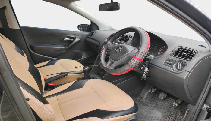 2018 Volkswagen Polo COMFORTLINE 1.0L MPI, Petrol, Manual, 81,157 km, interior