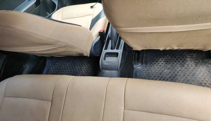 2018 Volkswagen Polo COMFORTLINE 1.0L MPI, Petrol, Manual, 81,157 km, interior