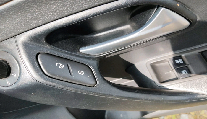 2022 Volkswagen Polo COMFORTLINE 1.0L MPI, Petrol, Manual, 34,384 km, interior