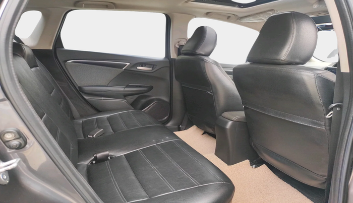 2017 Honda WR-V 1.5L I-DTEC VX MT, Diesel, Manual, 60,564 km, interior