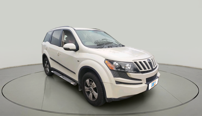 2011 Mahindra XUV500 W8, Diesel, Manual, 1,37,744 km, exterior