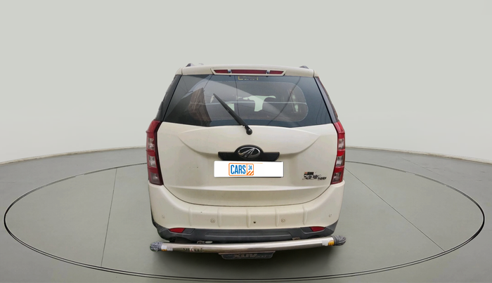 2011 Mahindra XUV500 W8, Diesel, Manual, 1,37,744 km, exterior