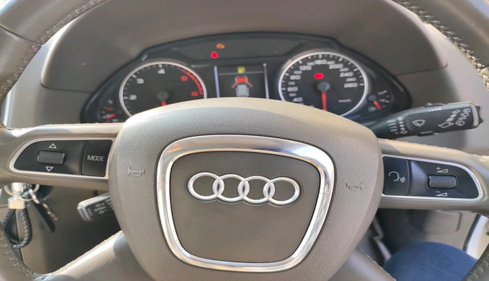 2012 Audi Q5 2.0 TDI QUATTRO, Diesel, Automatic, 78,885 km, interior