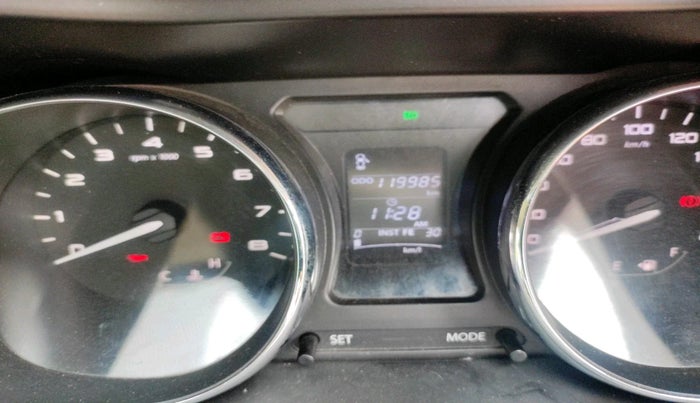 2018 Tata NEXON XZ DIESEL, Diesel, Manual, 1,19,985 km, interior