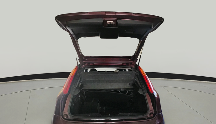 2013 Fiat Grand Punto Active Multijet 1.3, Diesel, Manual, 1,44,411 km, exterior