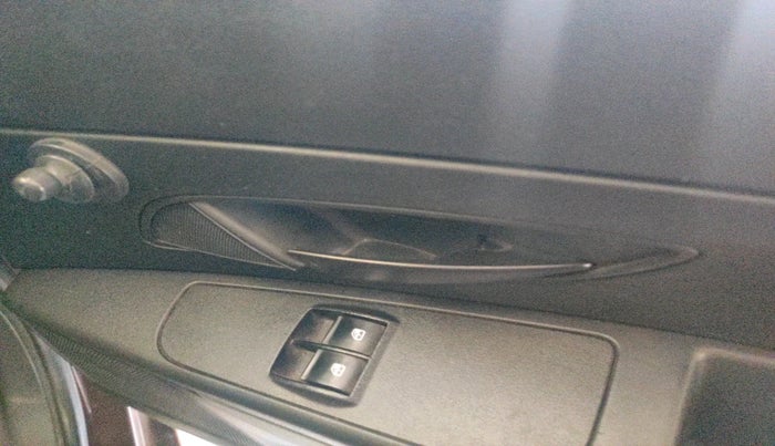 2013 Fiat Grand Punto Active Multijet 1.3, Diesel, Manual, 1,44,411 km, interior