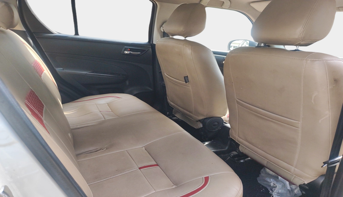 2011 Maruti Swift VXI, Petrol, Manual, 1,16,443 km, interior