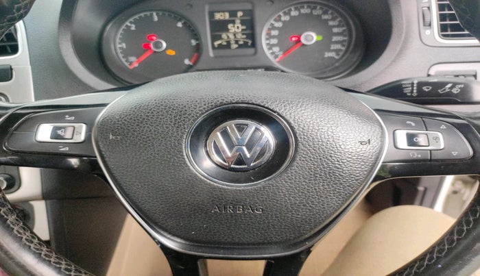 2018 Volkswagen Ameo HIGHLINE PLUS 1.5L AT 16 ALLOY, Diesel, Automatic, 1,57,612 km, interior