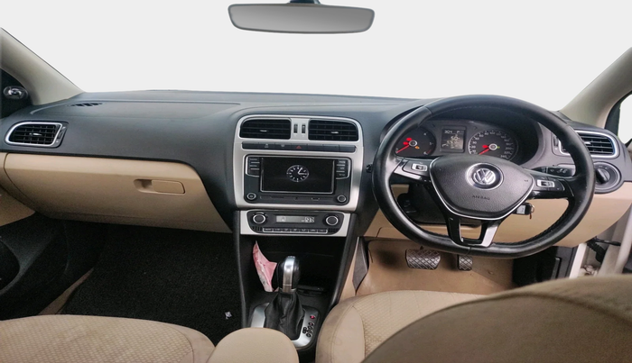 2018 Volkswagen Ameo HIGHLINE PLUS 1.5L AT 16 ALLOY, Diesel, Automatic, 1,57,612 km, interior