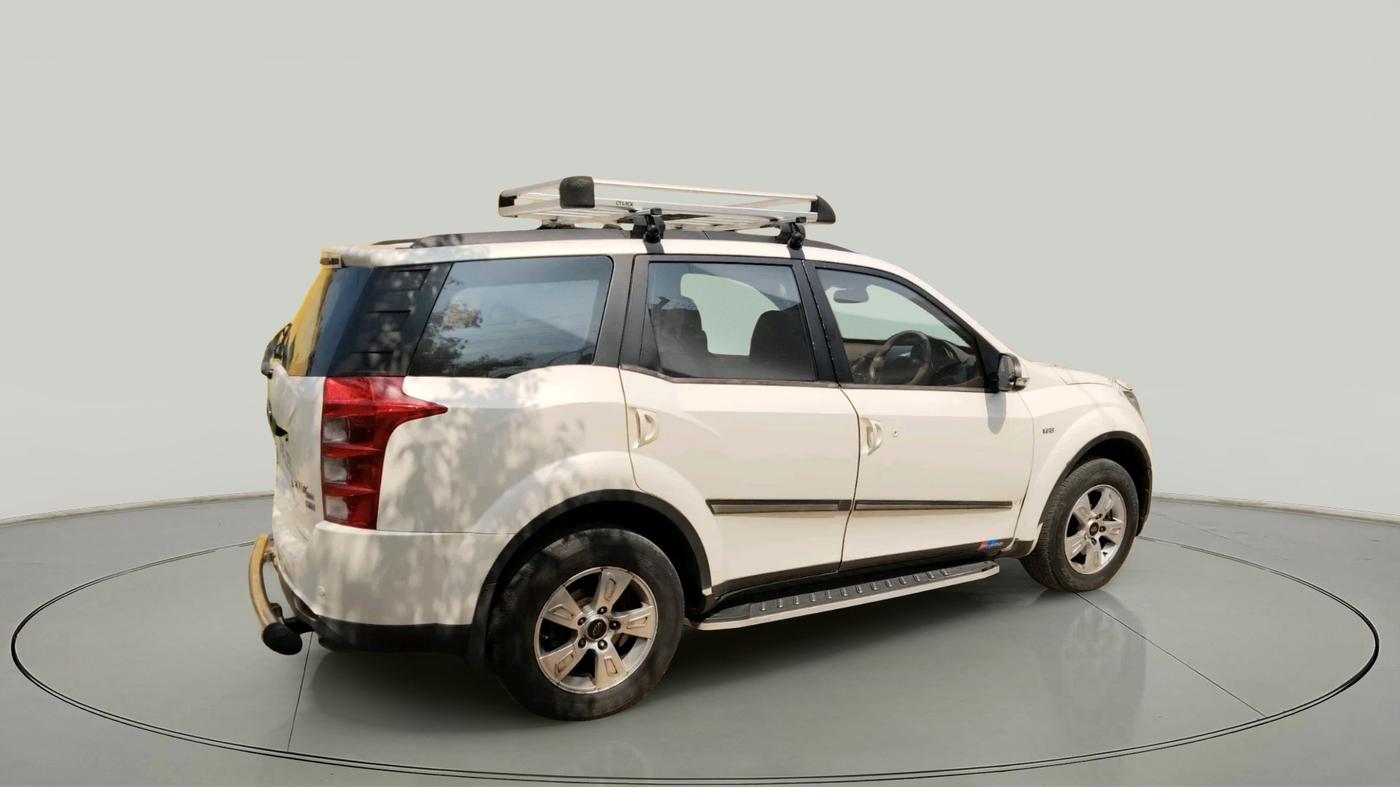 2012 Mahindra XUV500 W8, Diesel, Manual, 2,32,038 km, exterior