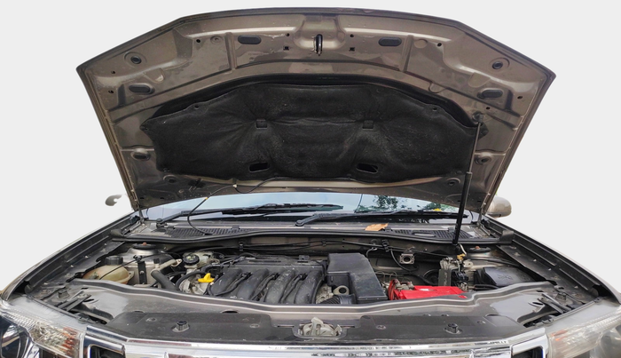 2017 Nissan Terrano XL (P), Petrol, Manual, 74,567 km, exterior
