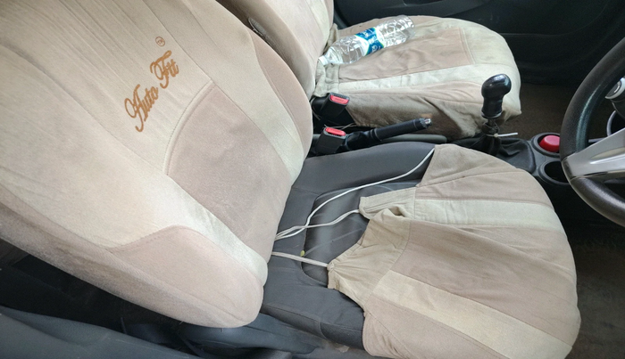 2011 Chevrolet Beat LT LPG, Petrol, Manual, 1,04,605 km, interior